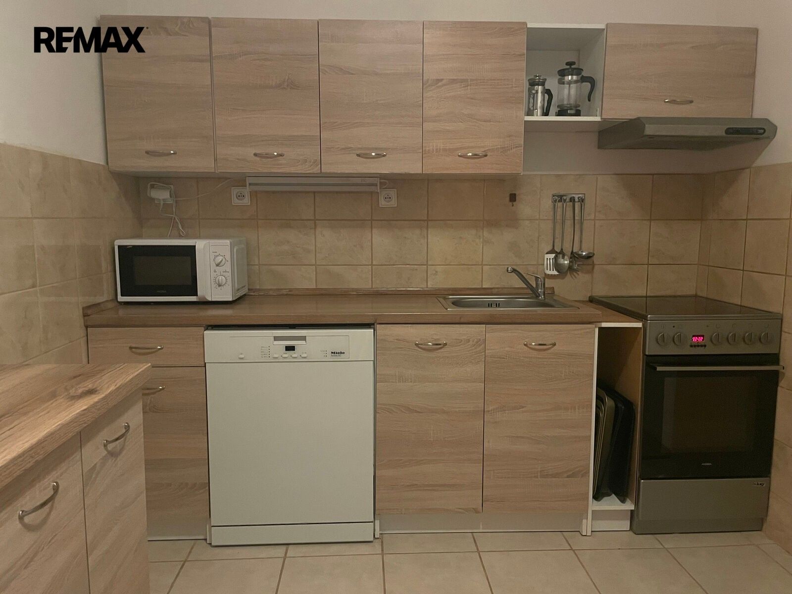 3+1, Veltruská 604, Praha Prosek, 52 m² - 2