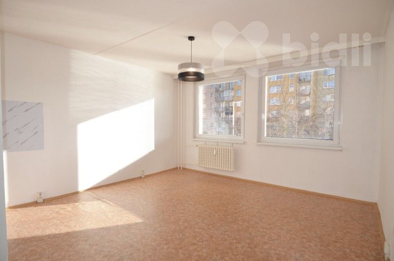 Prodej byt 2+kk - Voskovcova 961, Praha, 44 m²