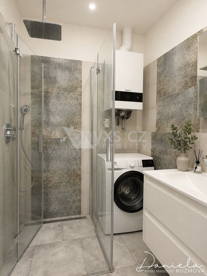 2+kk Apartment in Praha, Pankrác - View 5