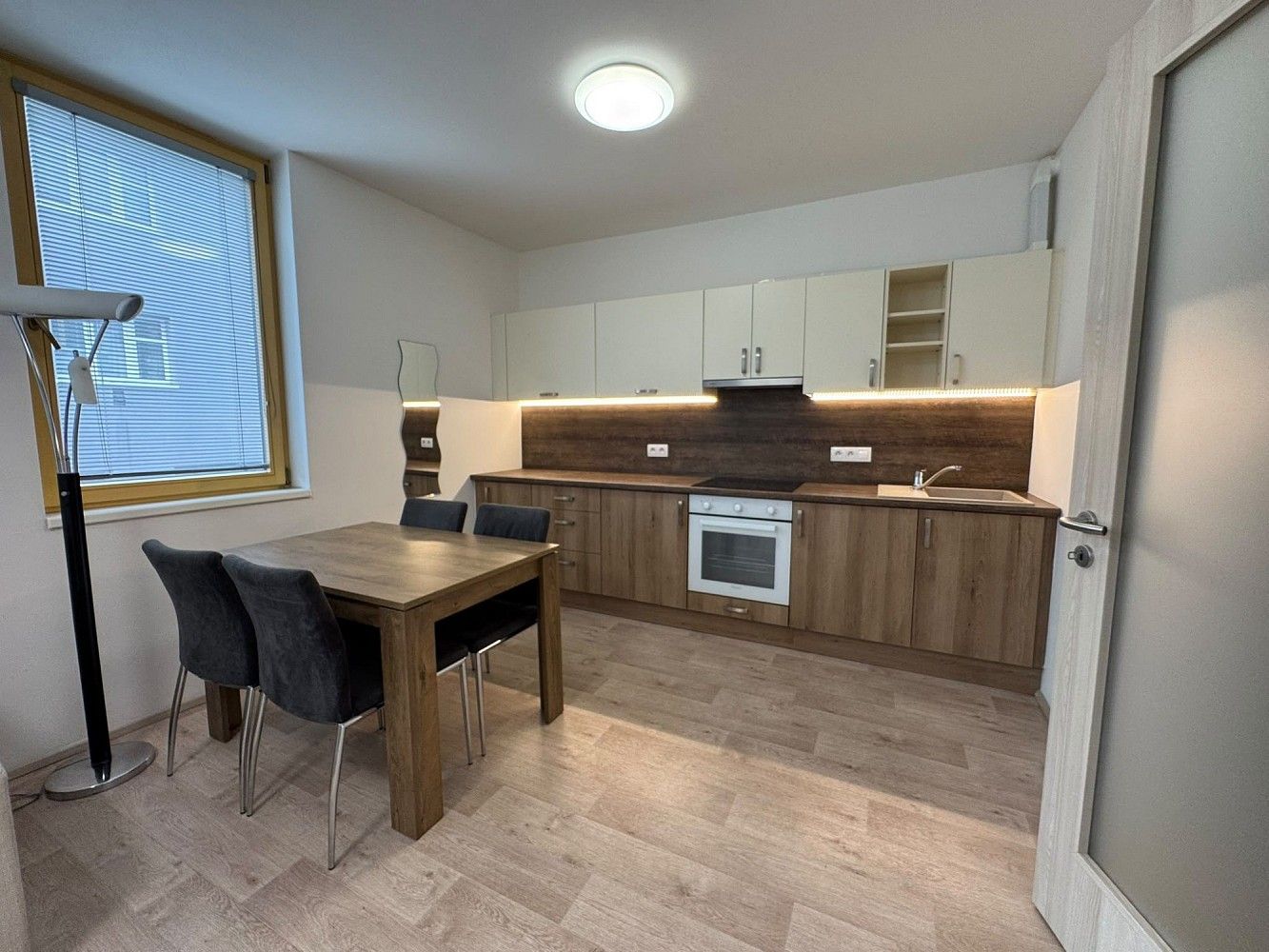1+kk, Čapkova, Praha 4 - Michle, 30 m² - 1