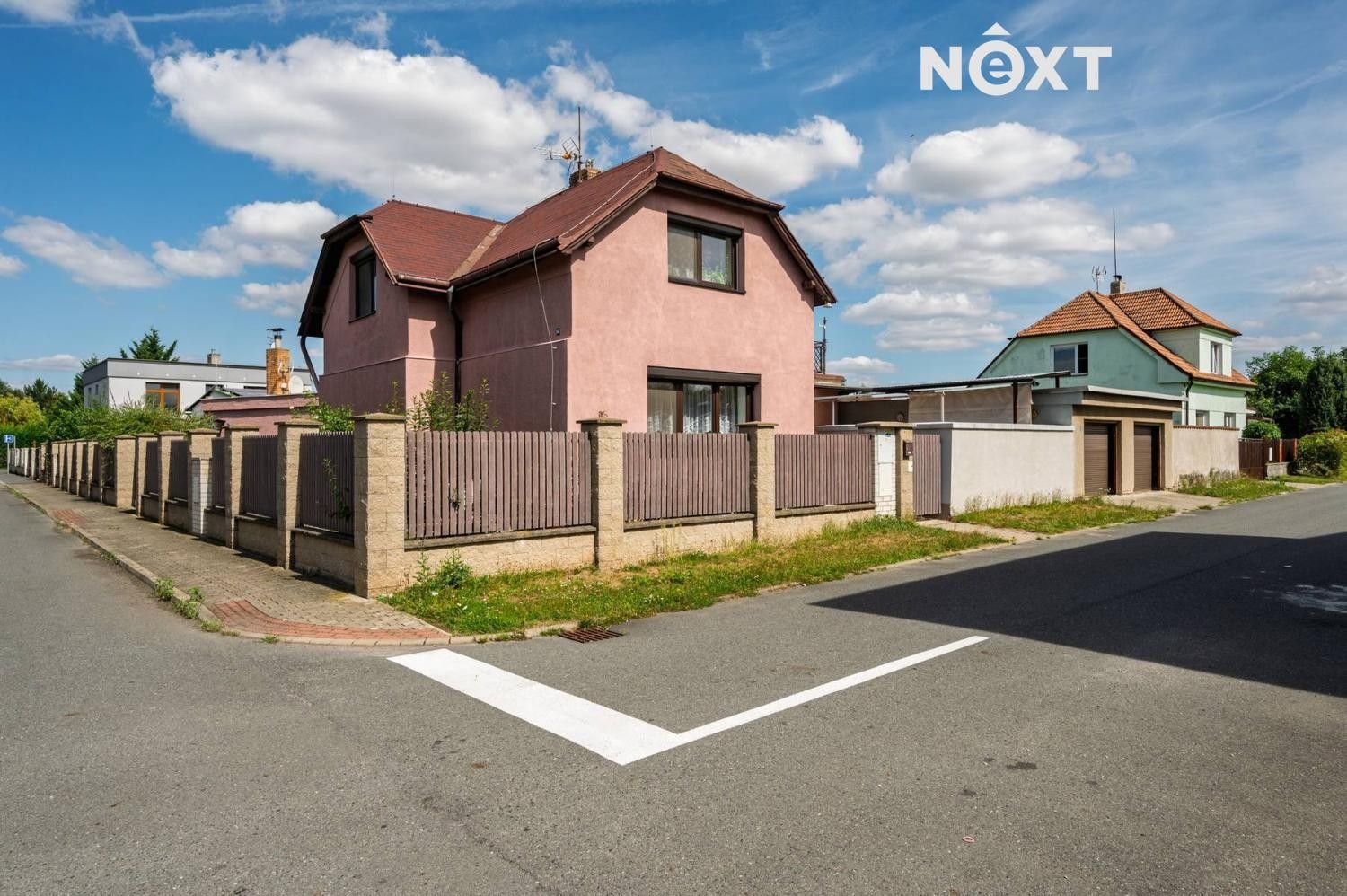 Rodinné domy, Čapkova 246, Jirny, 240 m² - 1