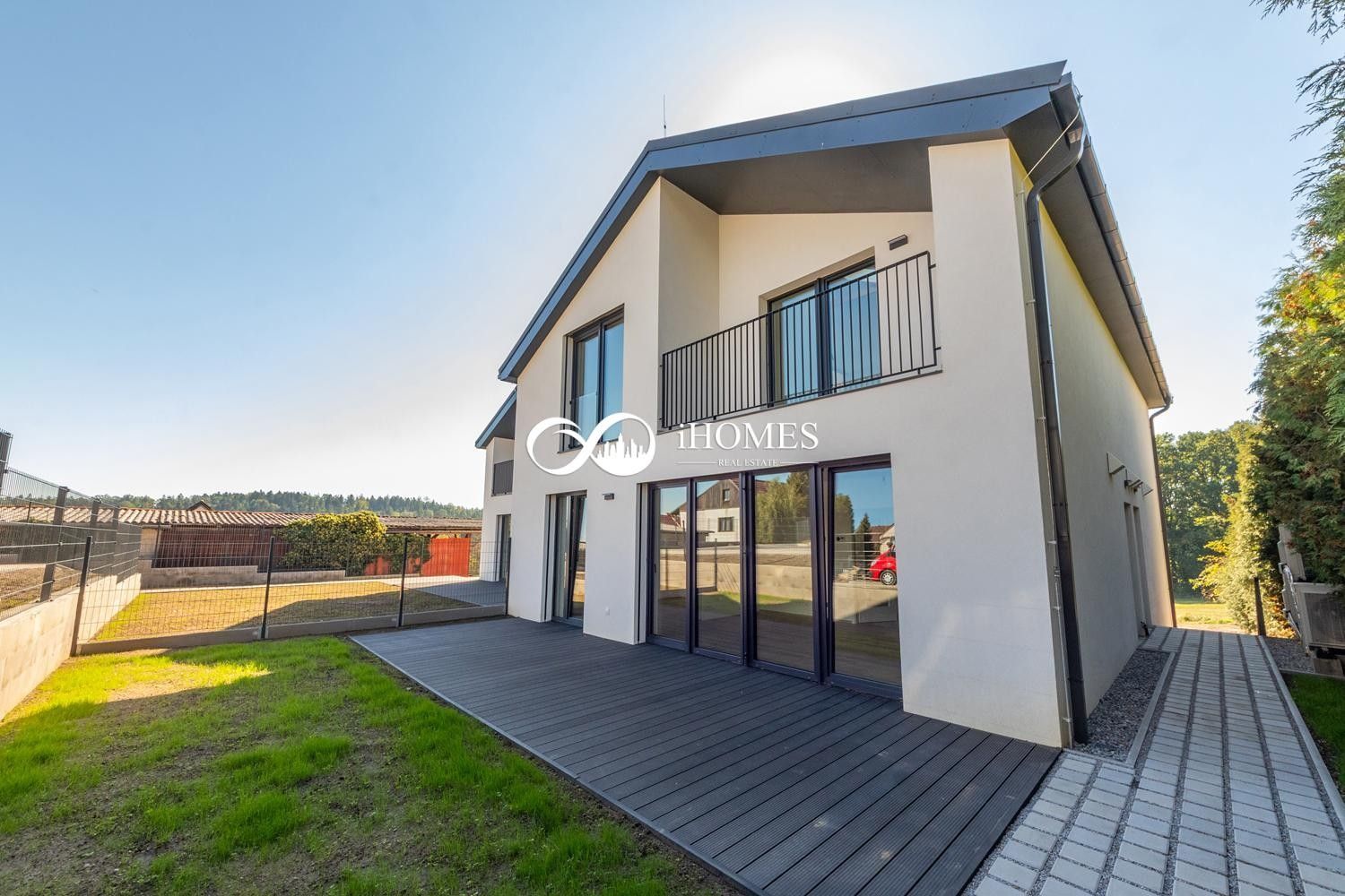 Prodej byt 4+kk - Neznašov, Všemyslice, 84 m² - 2