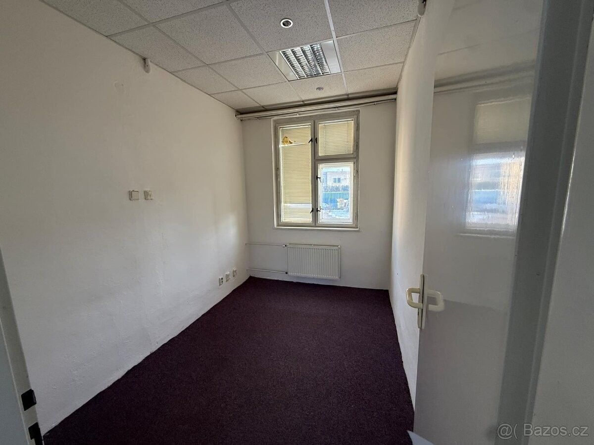 Pronájem kancelář - Hlučín, 748 01