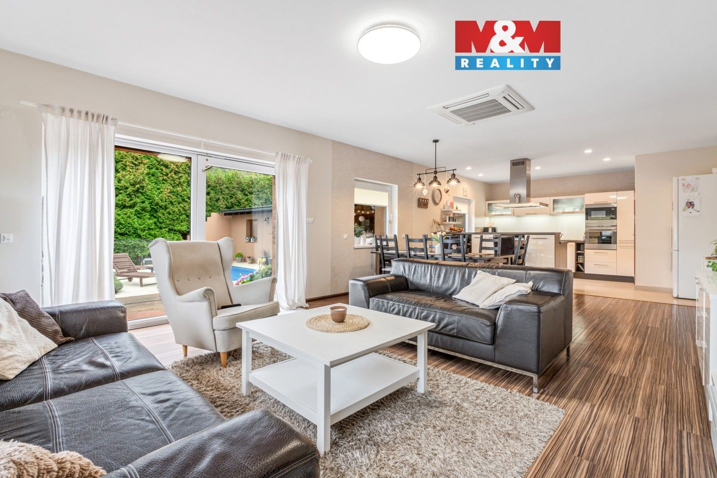 Rodinné domy, Chuderov, 252 m²