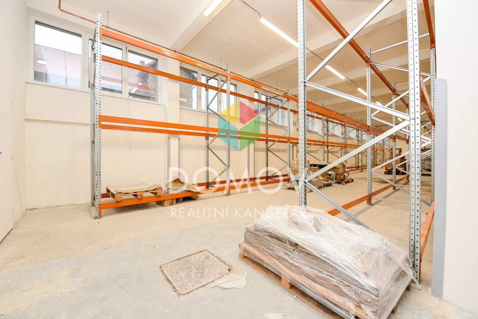 Pronájem sklad - Na Krétě, Hýskov, 394 m²