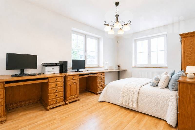 Rodinný dům · 220 m² · Pod Karlovarskou silnicí 1086, Praha Ruzyně - 4