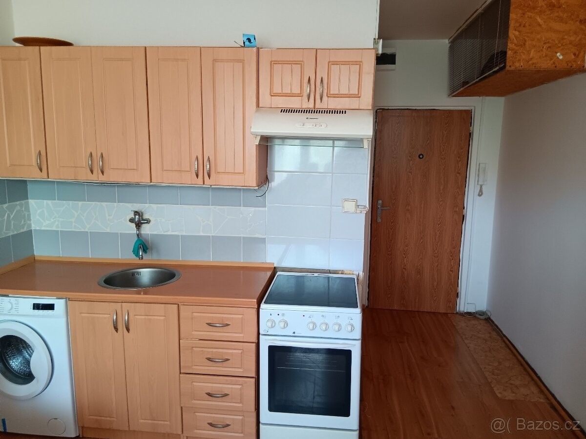 Pronájem byt - Chomutov, 430 01