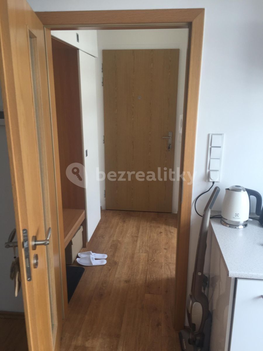 Byt 1+kk · 30 m² · Ostrovského, Praha - Smíchov - 4