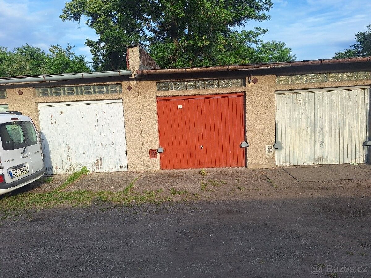 Garáže, Ostrava, 711 00 - 1