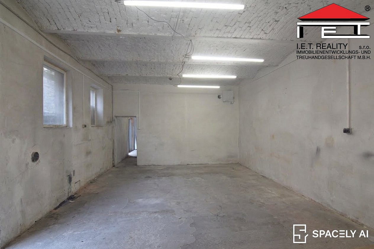 Sklad, 85 m²