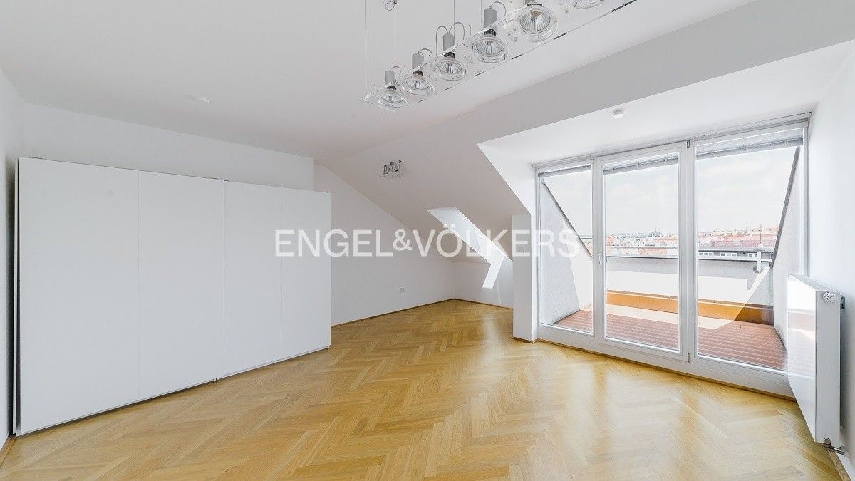 Byt 4+kk · 168 m² · Římská 1198, Praha Vinohrady - 3