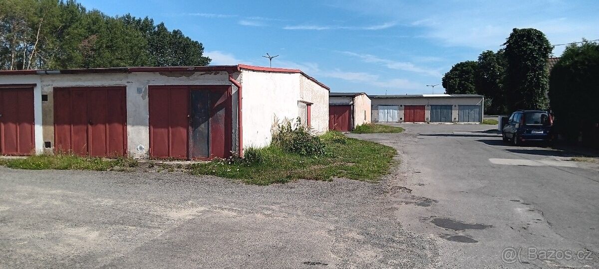 Garáže, Soběslav, 392 01