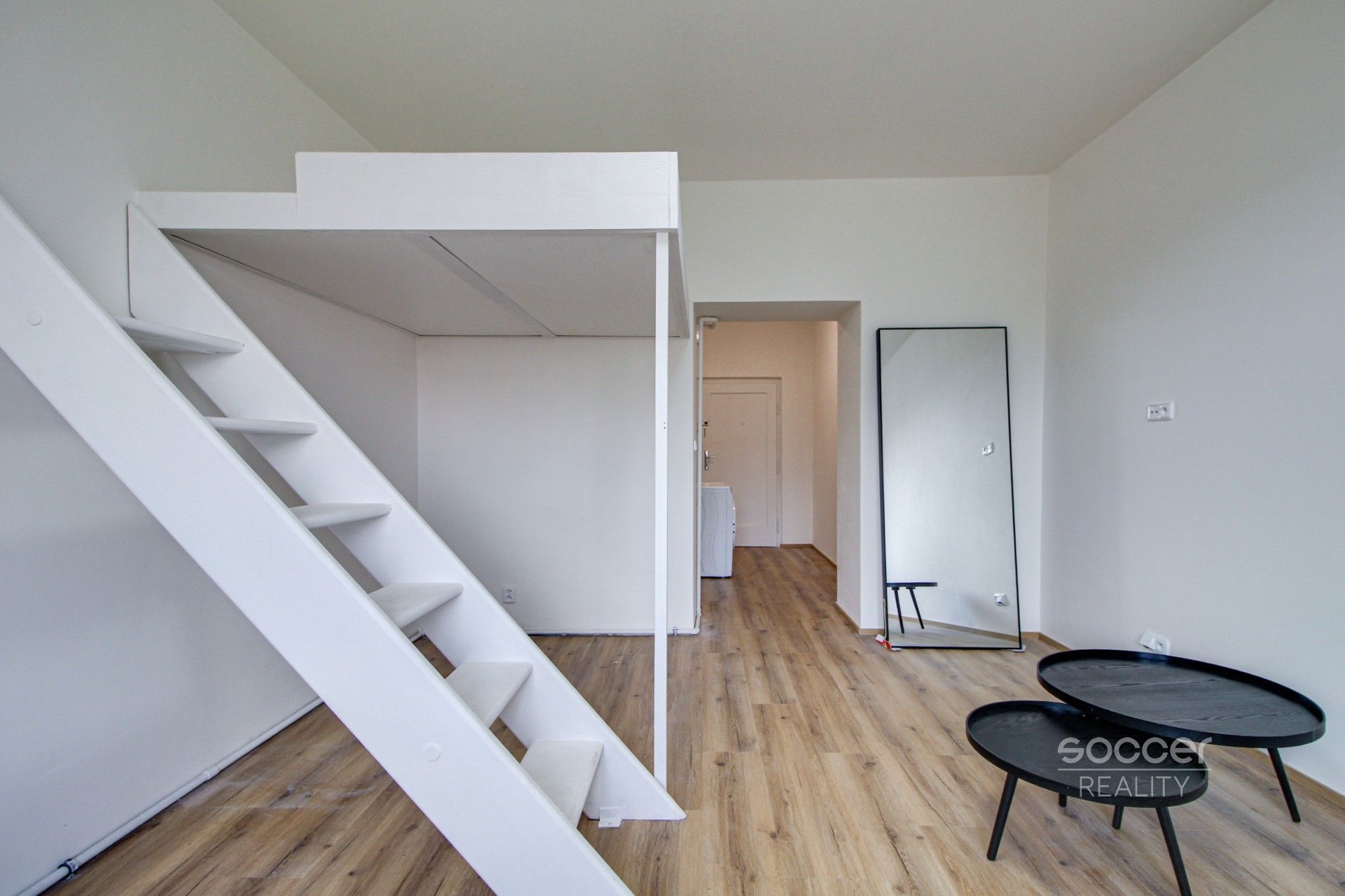 1+kk, Bassova, Praha, 31 m² - 1