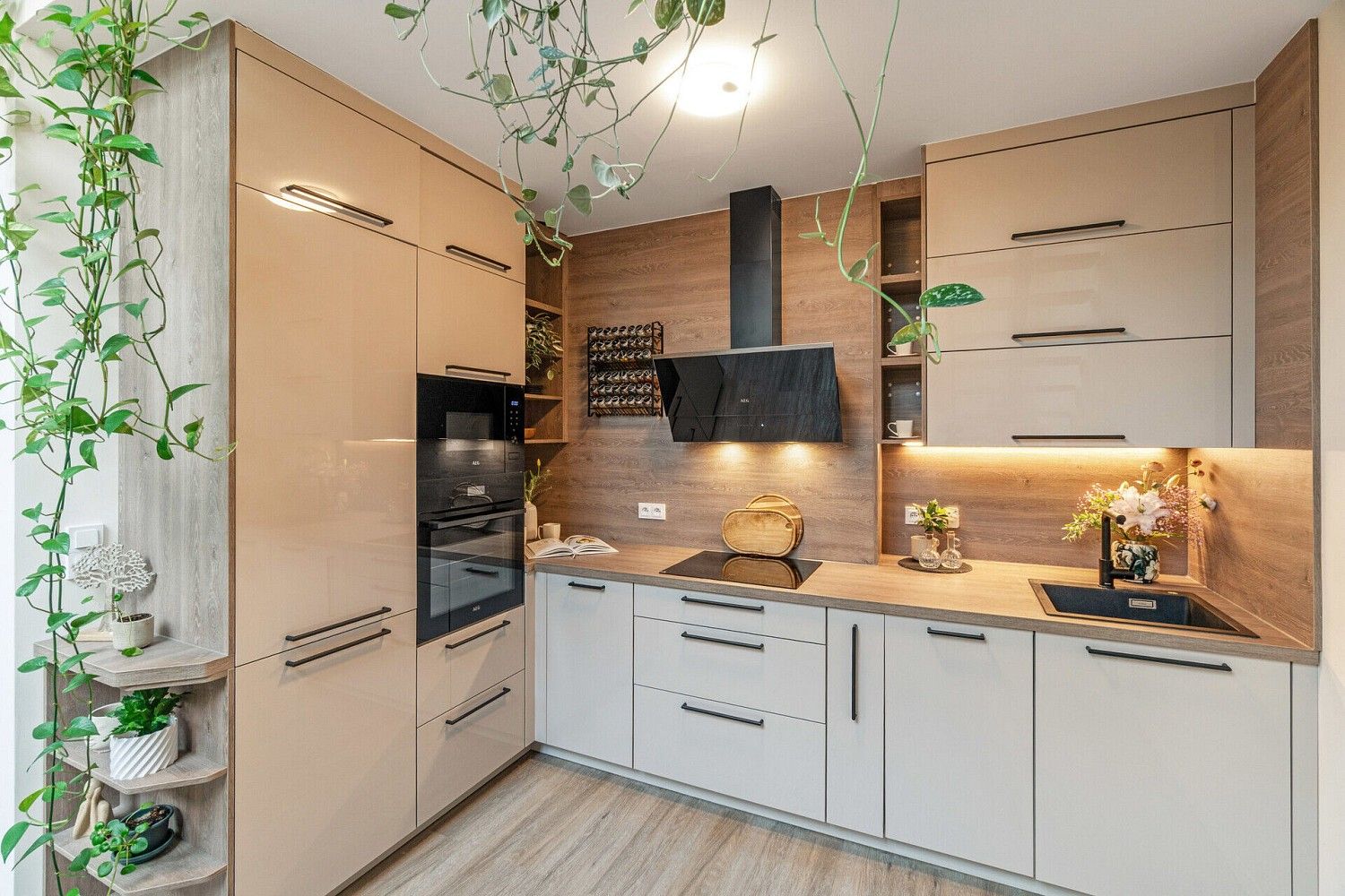 Byt 1+kk · 77 m² · Praha - Karlín, okres Praha 8, Hlavní město Praha - 3