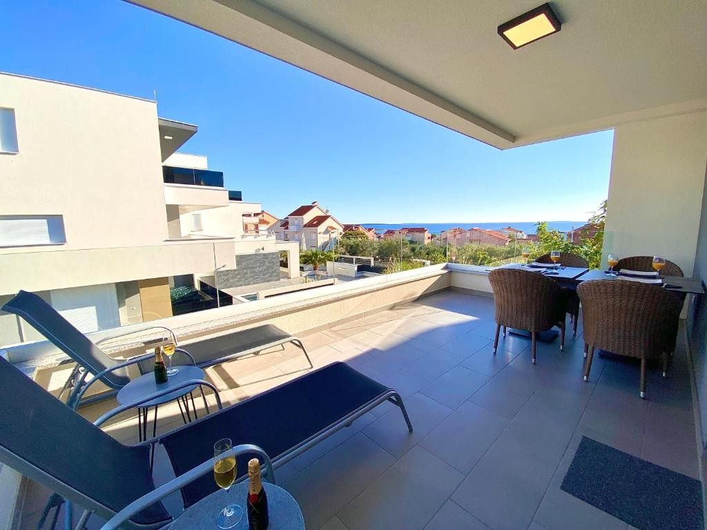 Prodej byt - 987 65, Slovensko