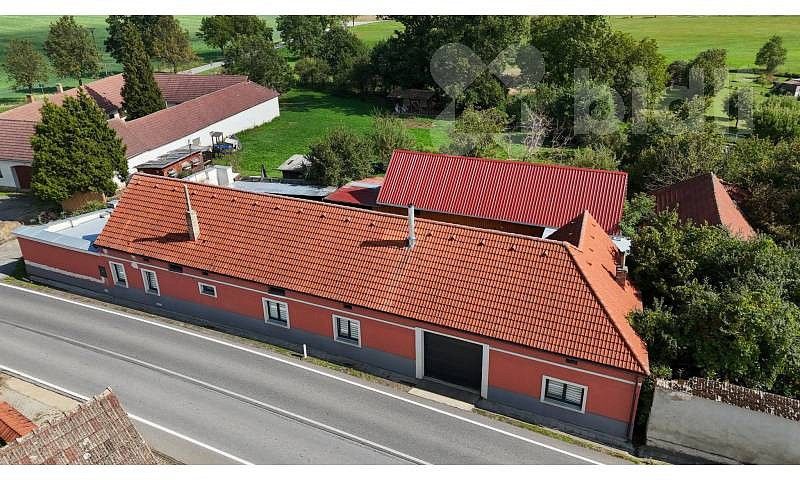 Rodinný dům · 240 m² · Bečice, okres České Budějovice - 3