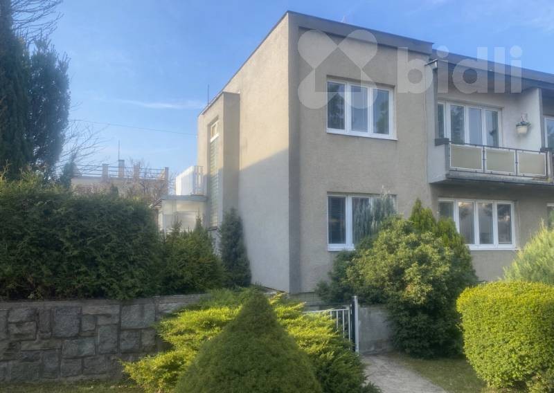 Rodinný dům, 240 m²