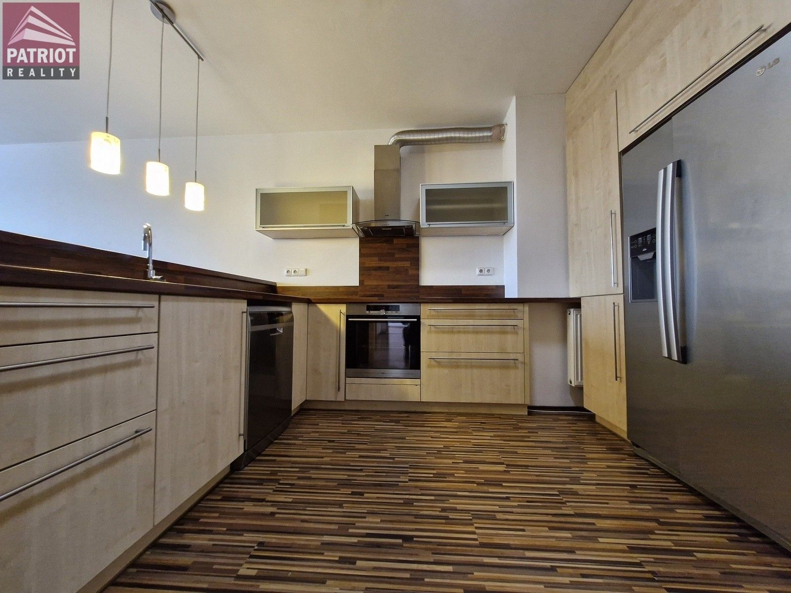 Prodej byt 3+kk - Družební, Olomouc, 82 m²