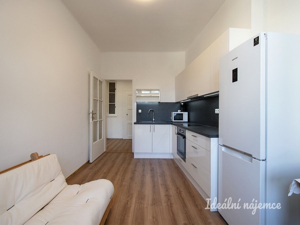 Pronájem byt 2+kk - Basilejské náměstí, Praha, 49 m²