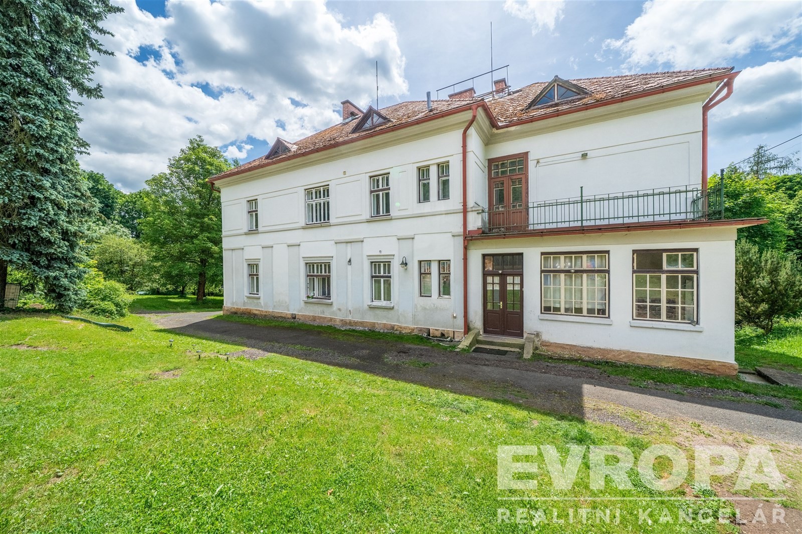 Prodej rodinný dům - A. Jiráska 424, Hostinné, 320 m² - 5