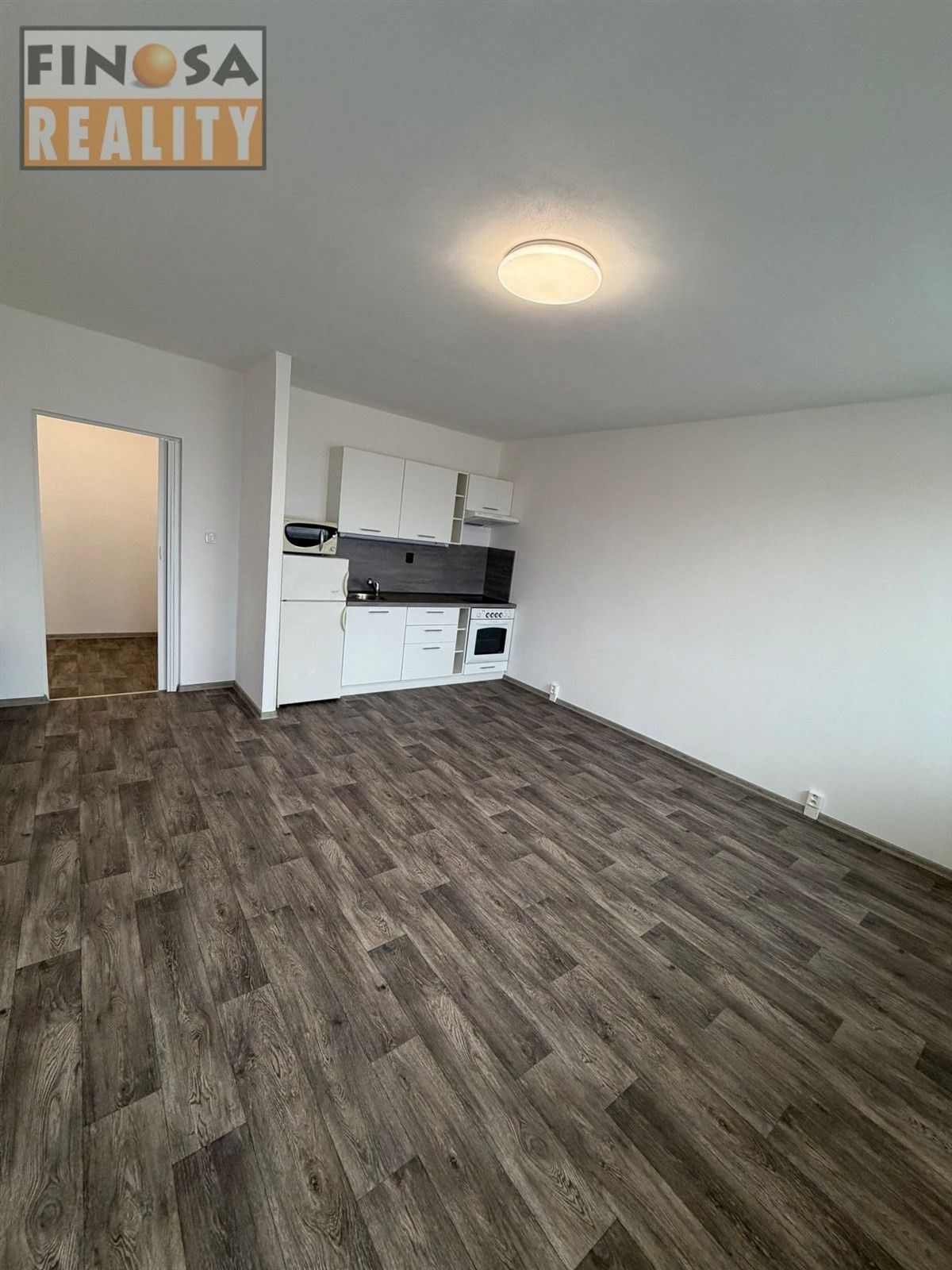 Pronájem byt 2+kk - Žežická, Ústí nad Labem, 47 m²