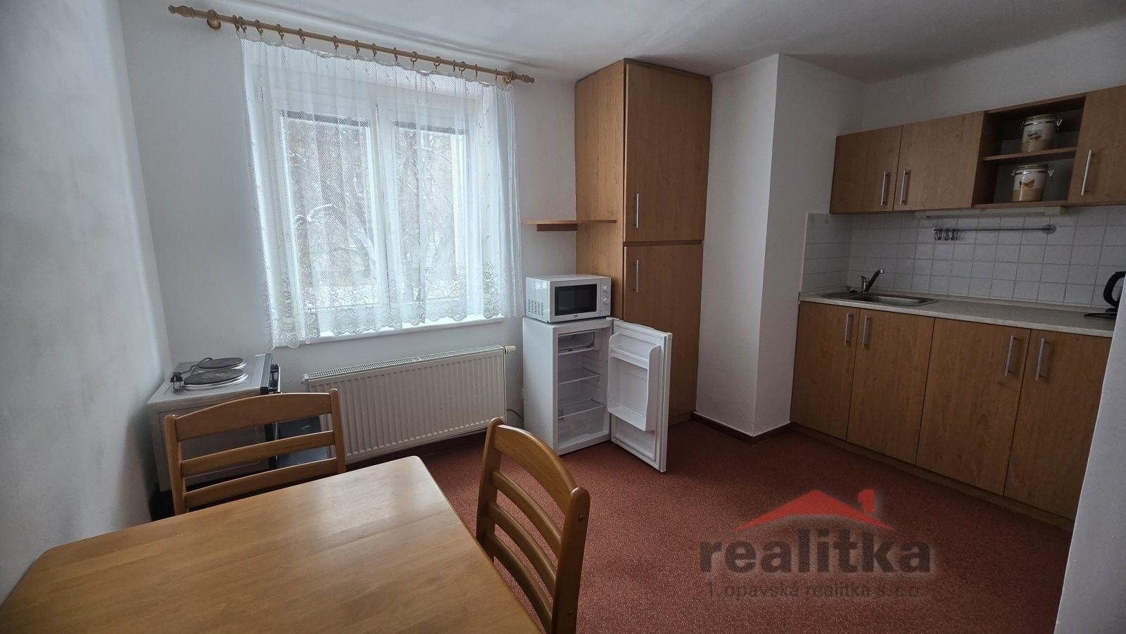 Pronájem byt 1+1 - Těšínská, Opava, 35 m²