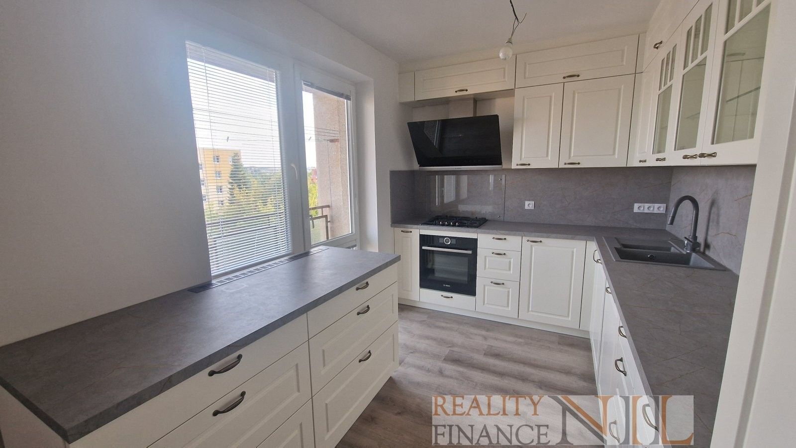 Prodej byt 3+1 - Waltrova, Plzeň, 76 m²