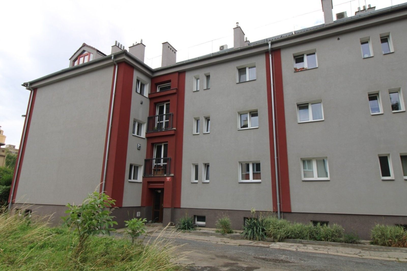 Prodej byt 2+1 - Stochovská, Praha, 52 m²