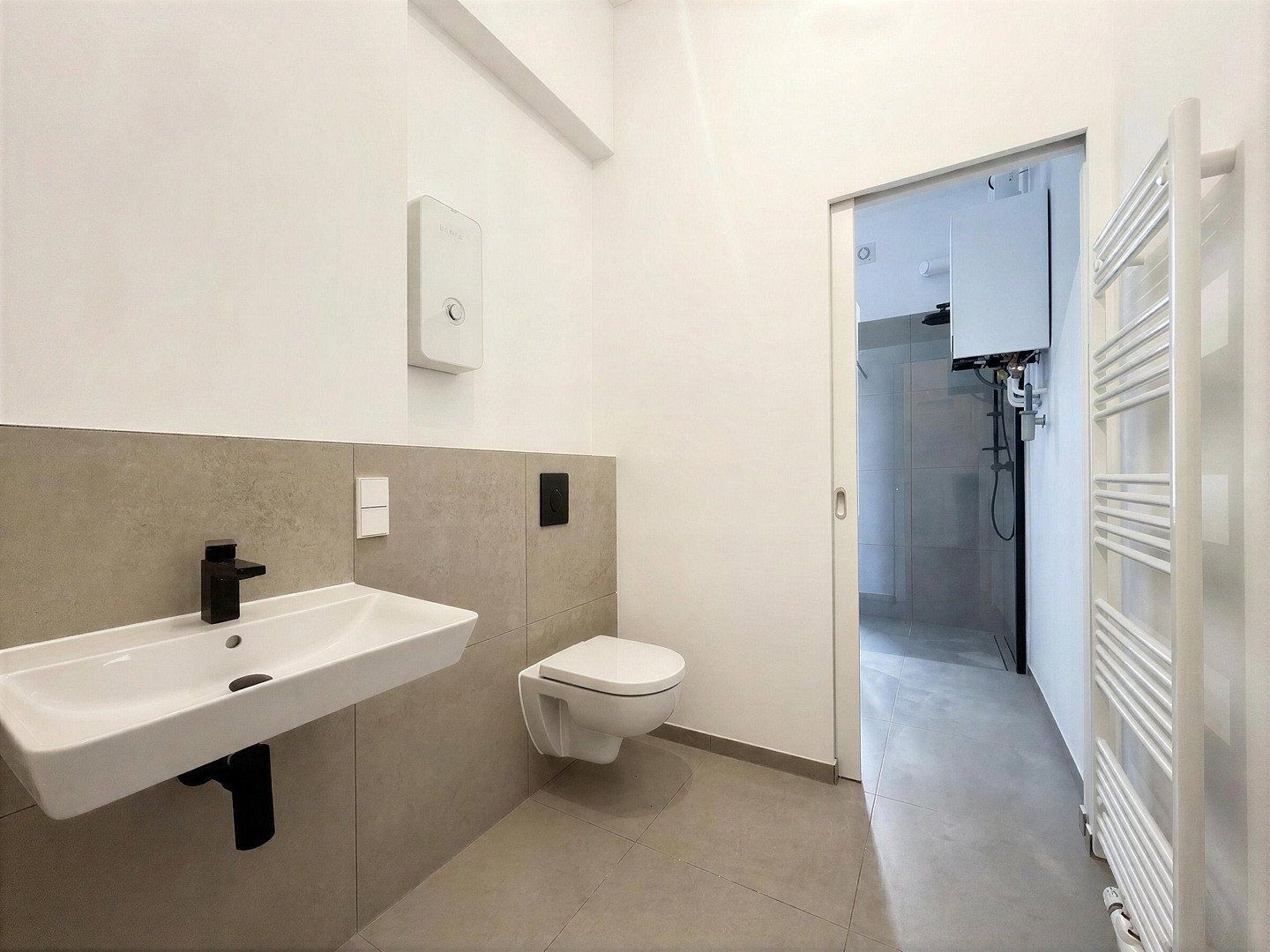 Prodej byt 4+1 - Rönnestraße 4 Berlin Charlottenburg Berlin 14057, 138 m² - 5