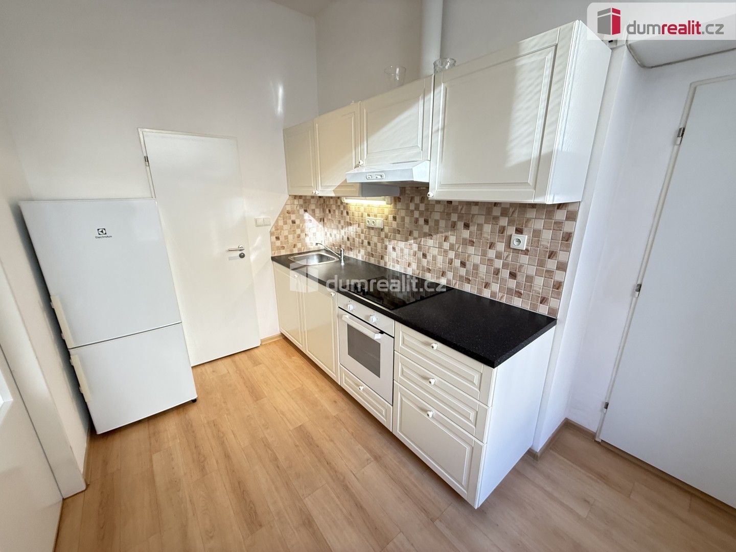 2+kk, Drtinova, Praha, 40 m²