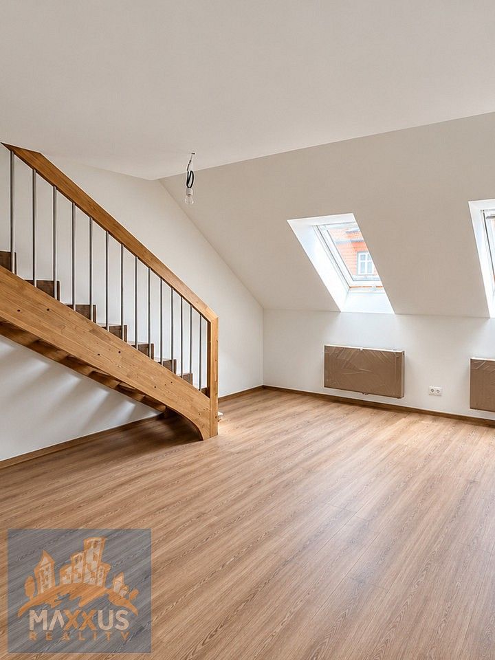 2+kk, Praha - Vinohrady, okres Praha 2, Hlavní město Praha, 74 m² - 2