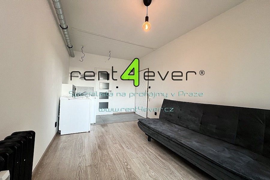 1+kk, Pod lipami, Praha 3 - Žižkov, 23 m² - 2