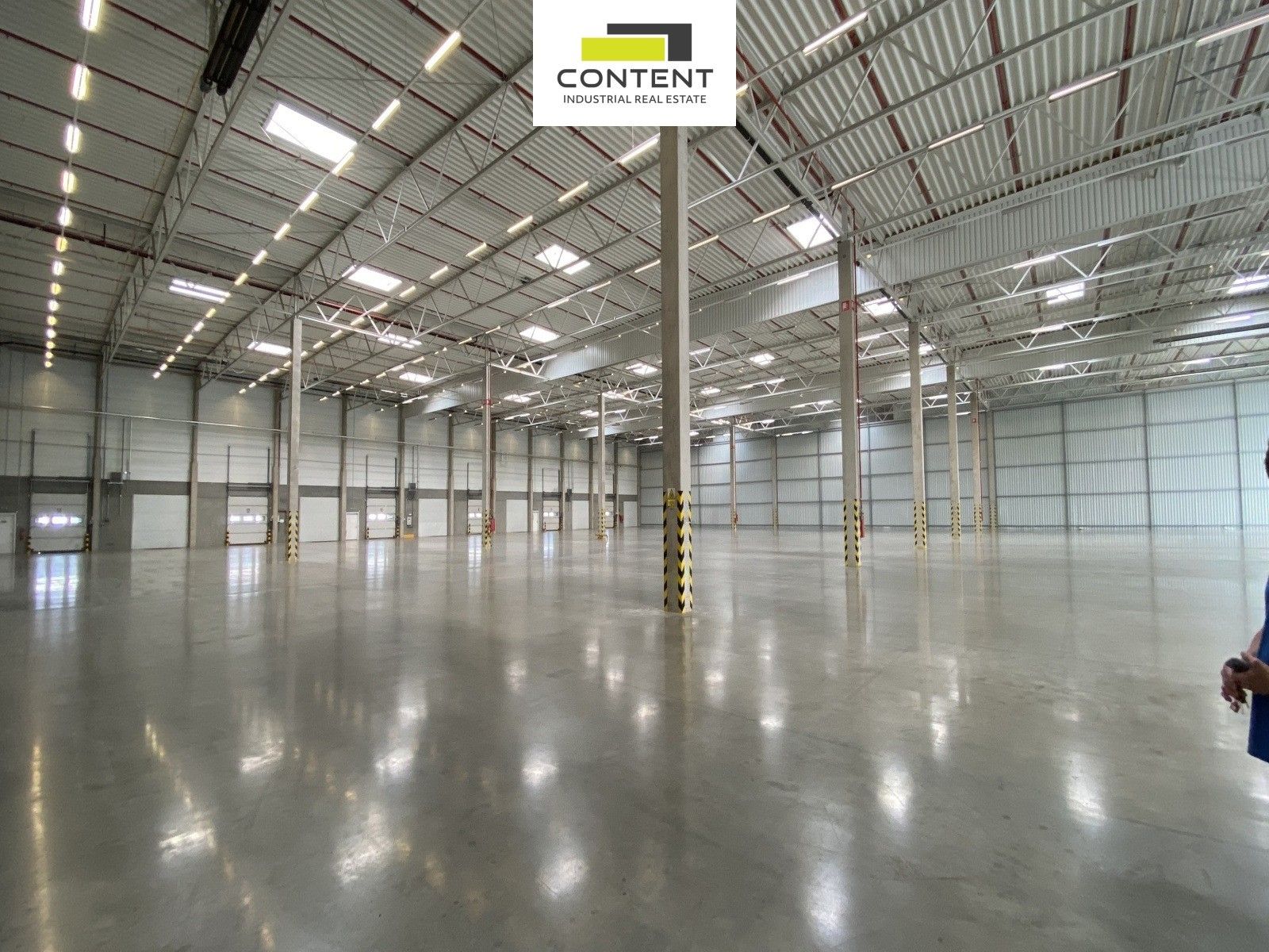 Sklady, Chebská, Plzeň, 495 m²