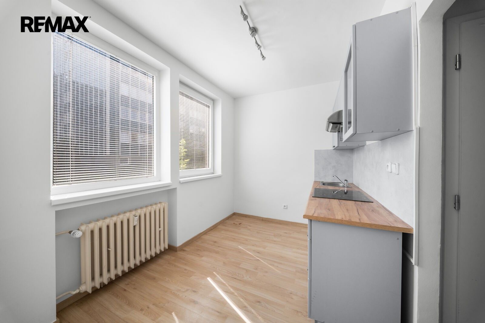 1+1, Peroutkova 570, Praha Jinonice, 34 m² - 2