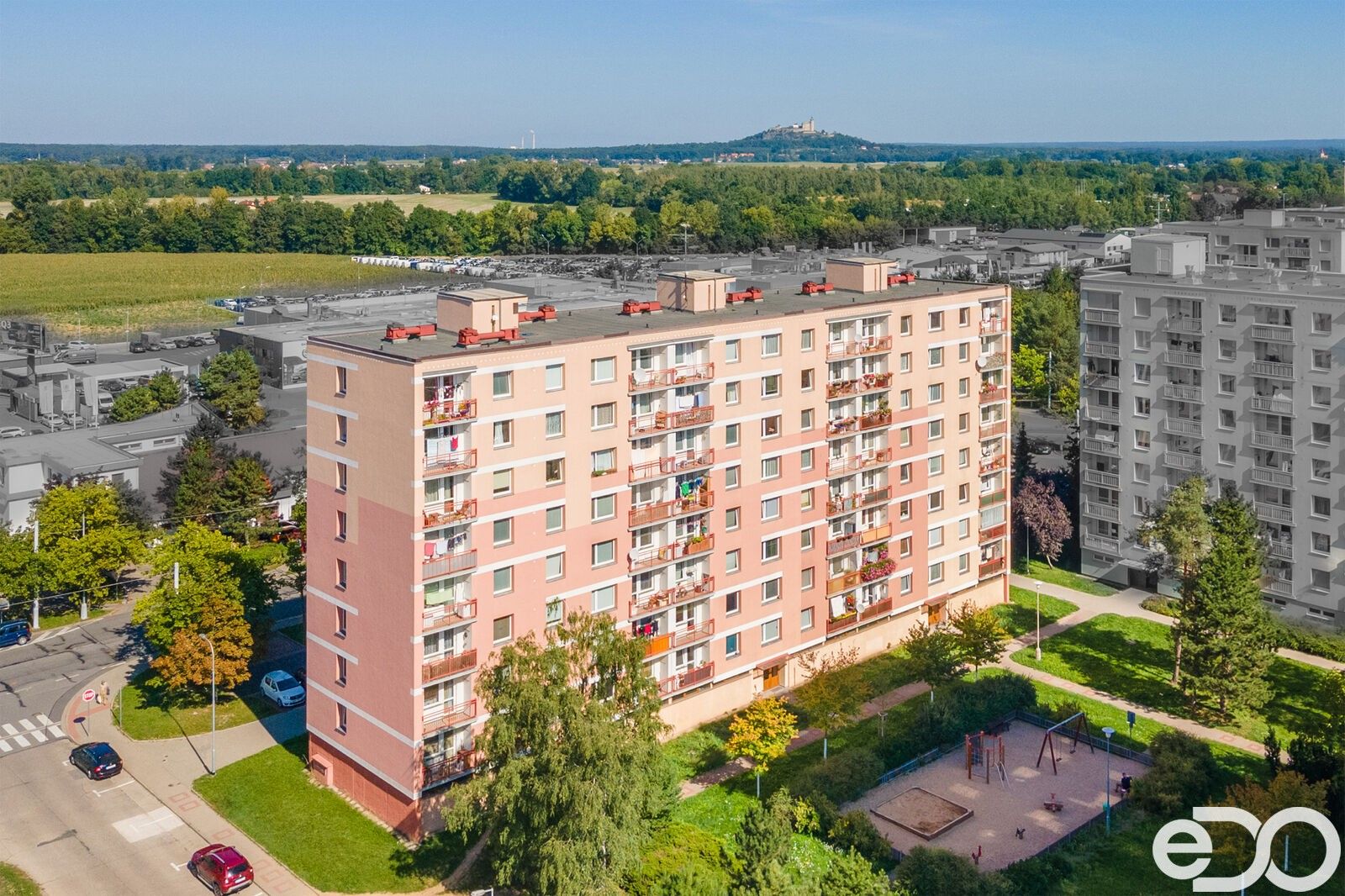 Prodej byt 3+1 - Jana Zajíce, Pardubice Studánka, 70 m² - 1