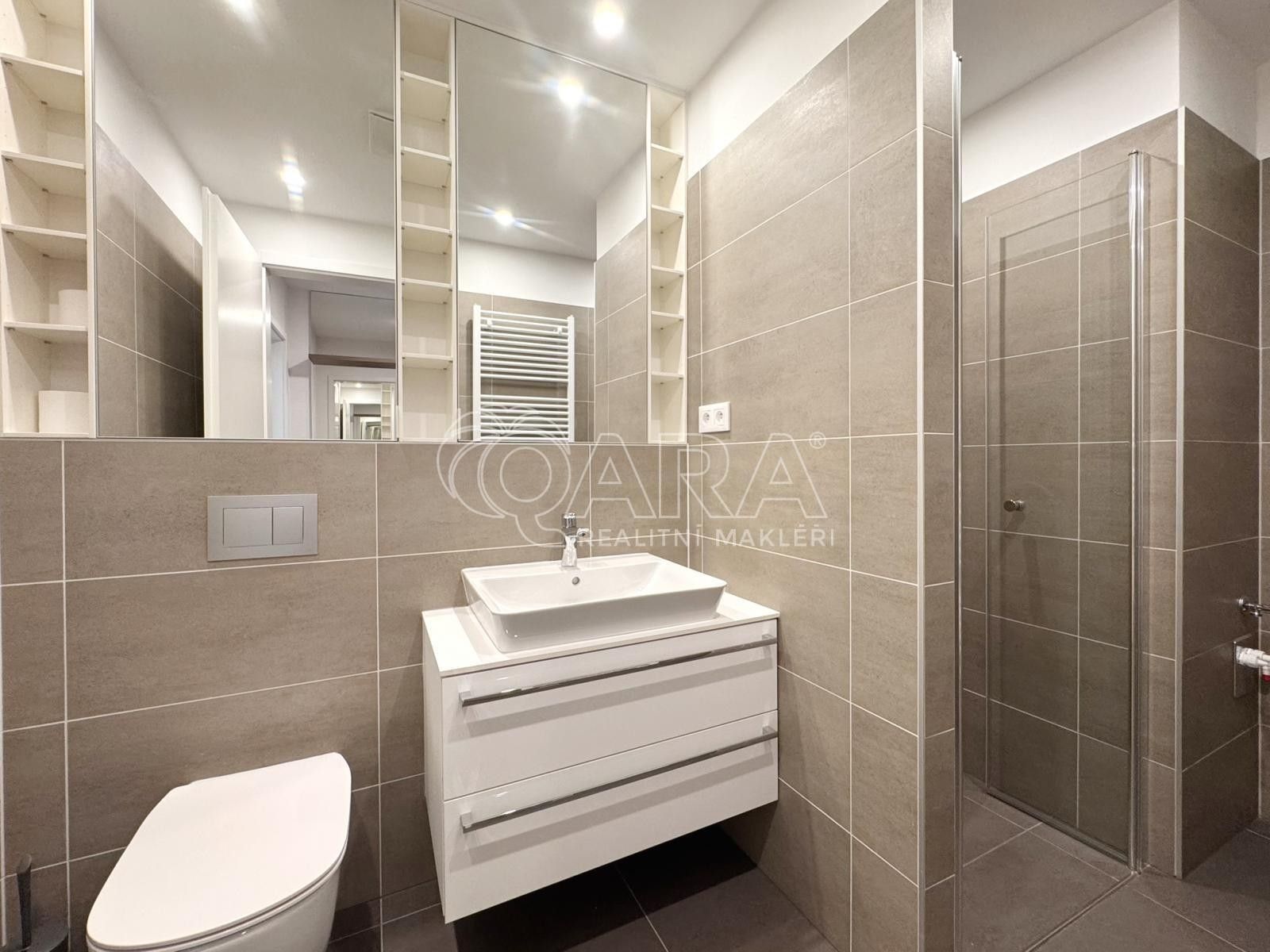 Pronájem byt 2+kk - Za Pískovnou, Praha Dolní Chabry, 53 m² - 5