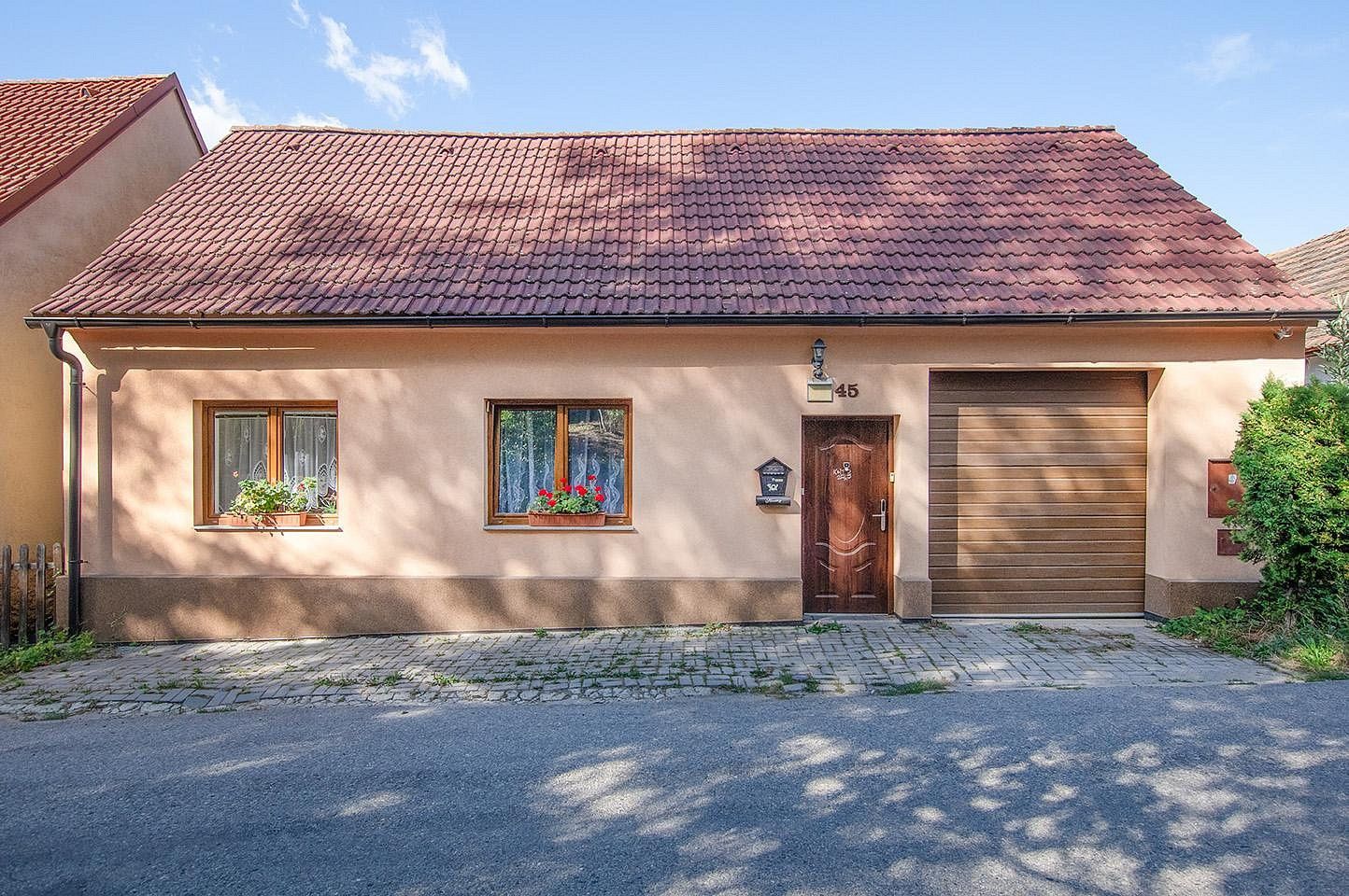 Rodinné domy, Borovany - Radostice, okres České Budějovice, 142 m² - 1