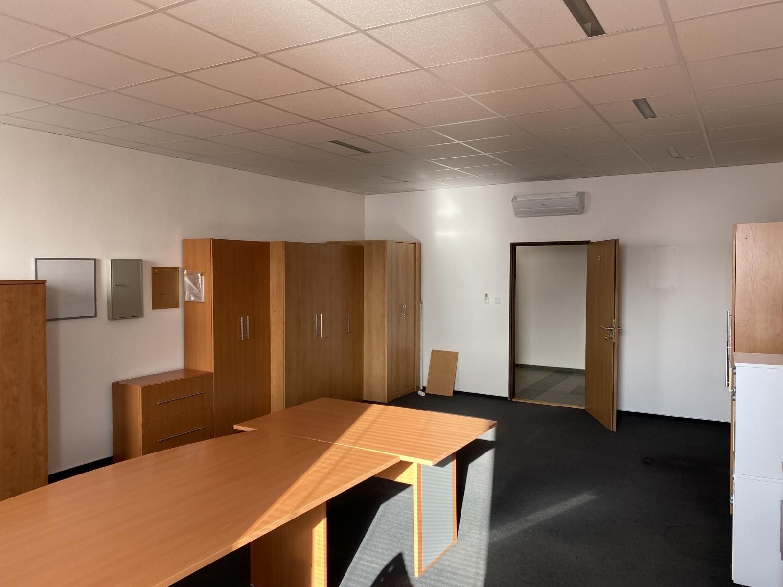 Pronájem kancelář - Kuřim, 43 m²