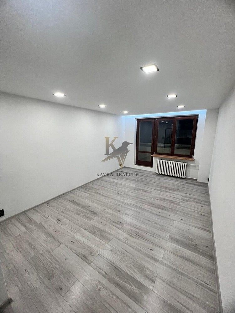 Pronájem byt 1+kk - Čujkovova, Ostrava - Zábřeh, 33 m² - 5