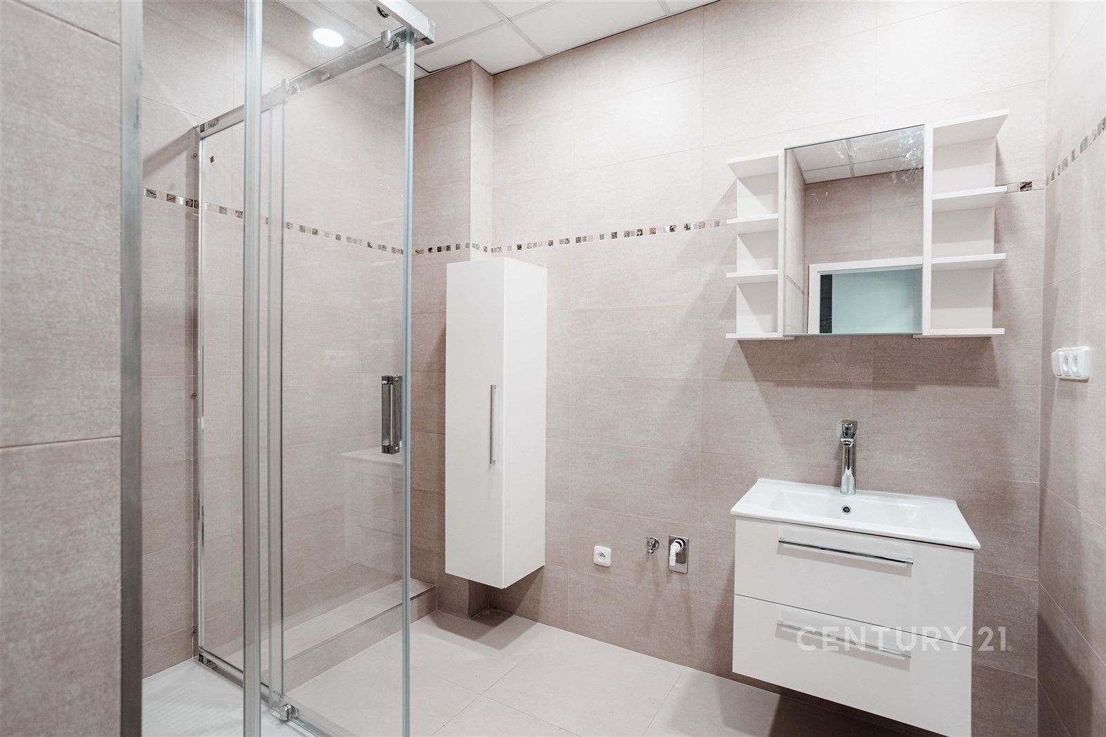 Pronájem byt 2+kk - Jindřichův Hradec Otín, 64 m² - 5