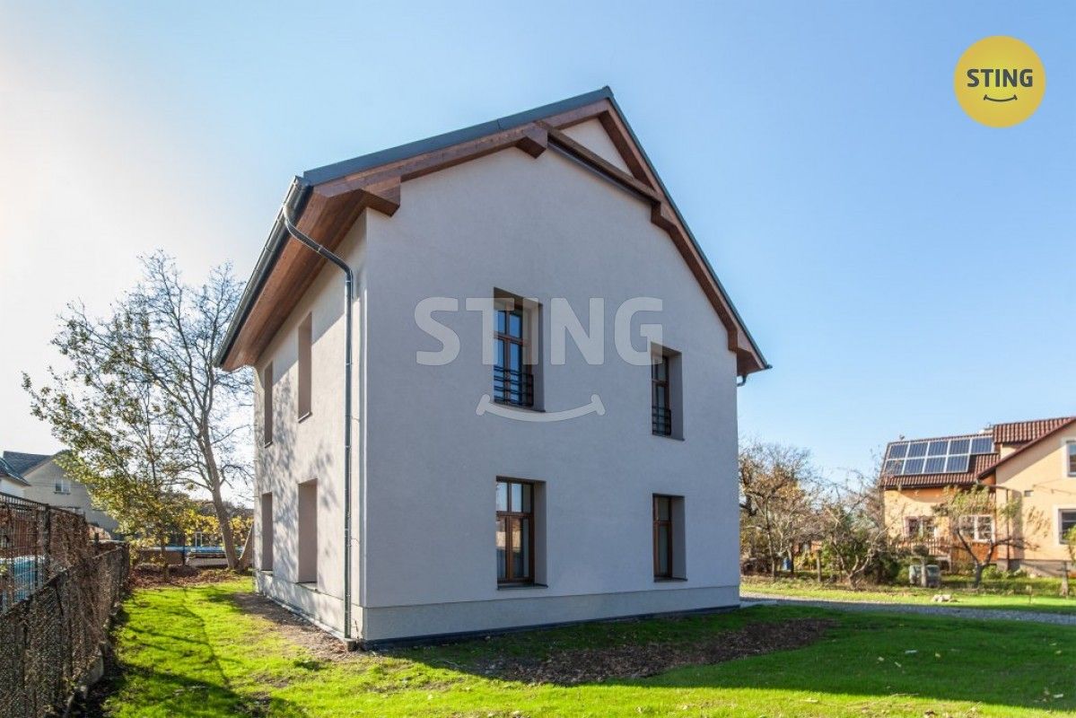 Rodinné domy, Dobrá, 106 m²