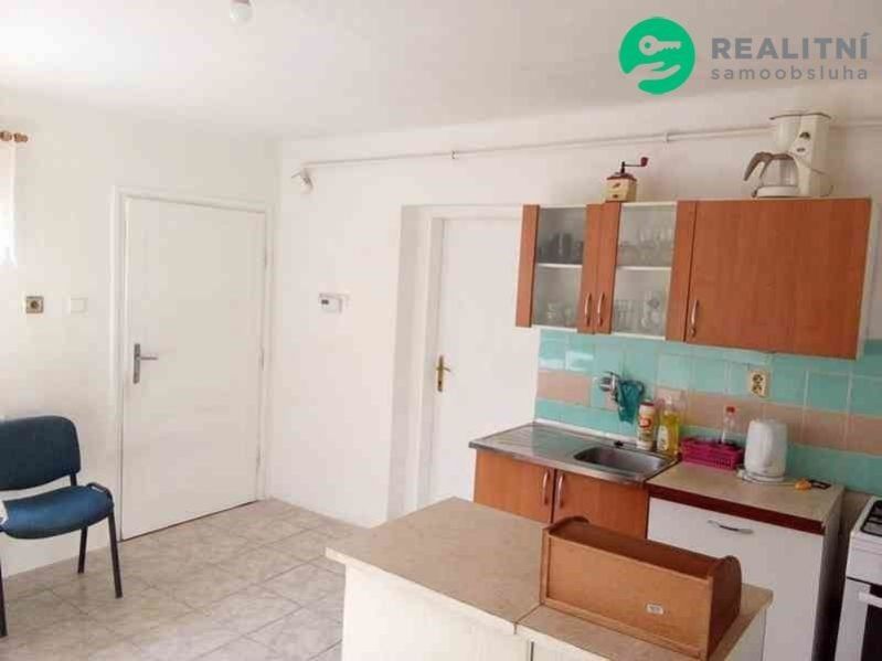 Prodej rodinný dům - Poustka, Dambořice, 70 m²