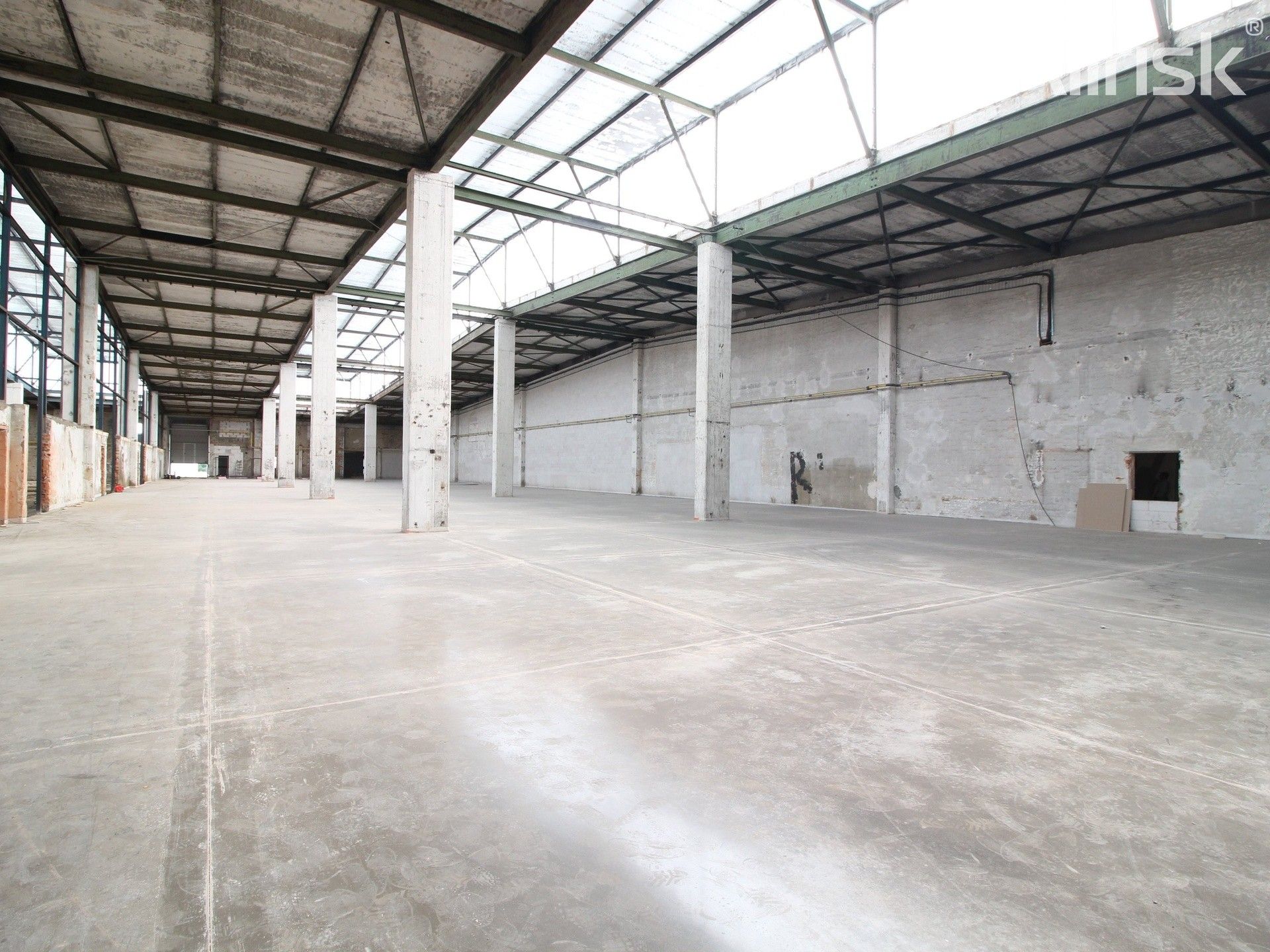 Sklad · 275 m² · Brno - 4