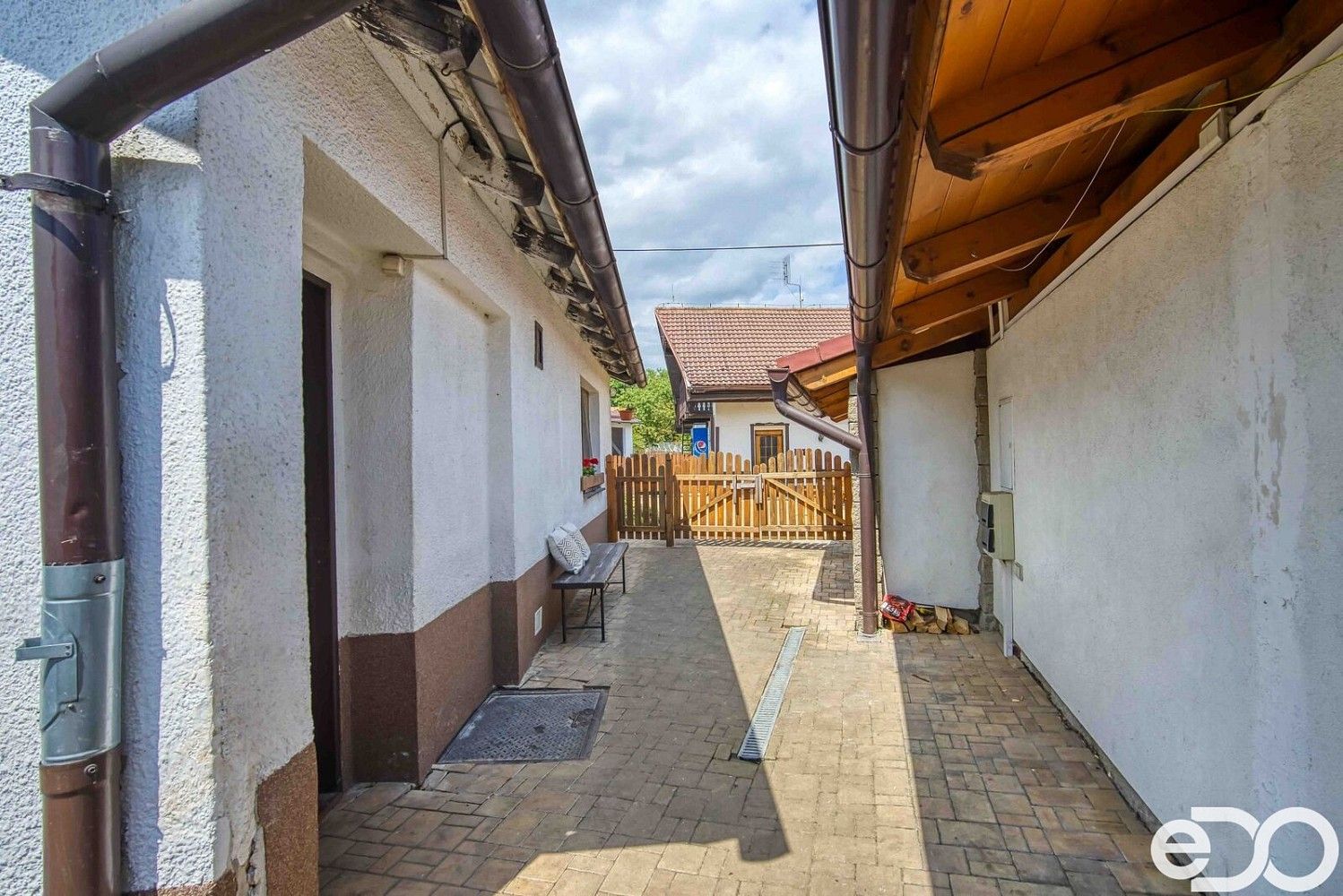 Rodinné domy, Hradešín, okres Kolín, 178 m² - 2