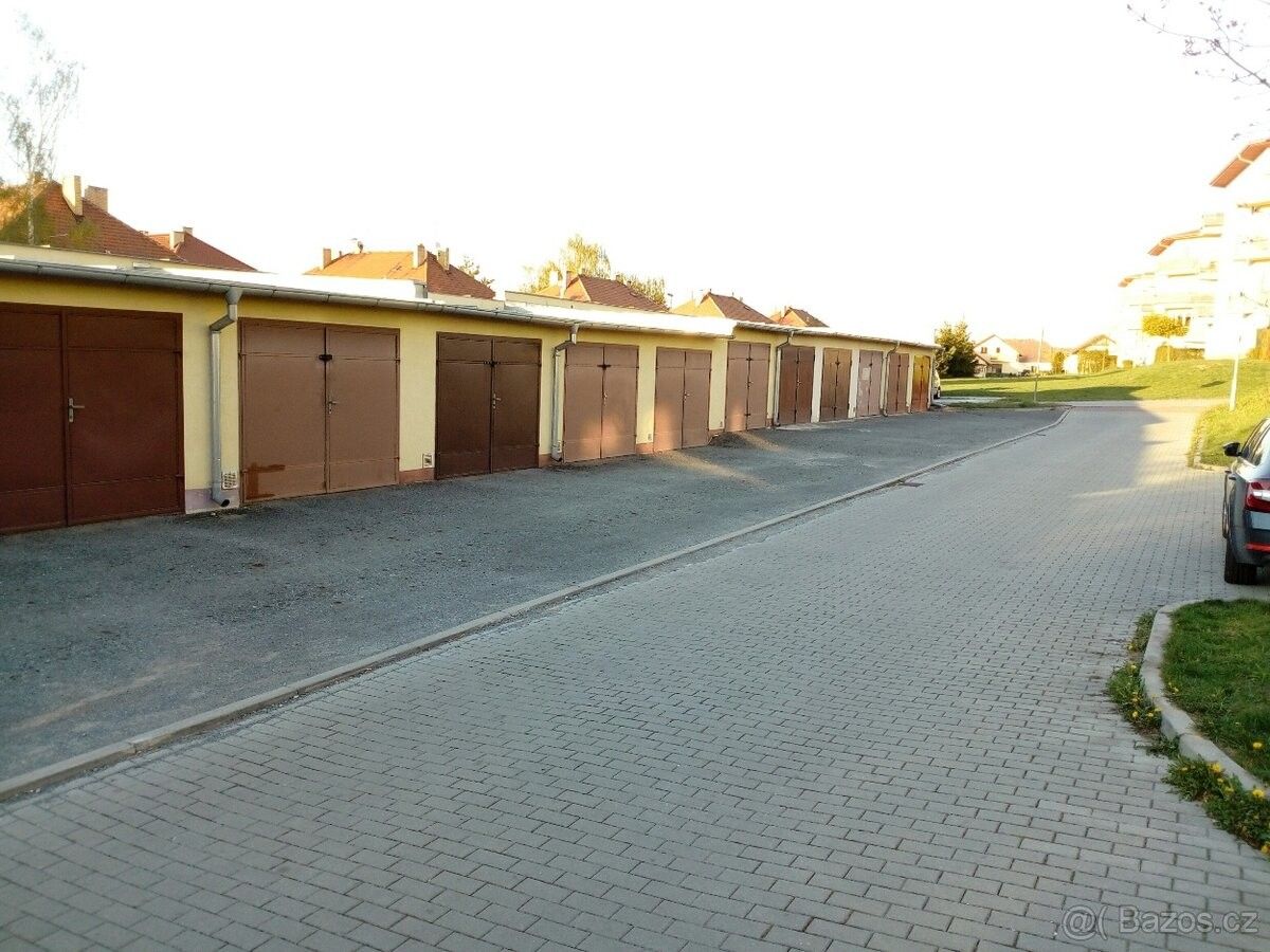 Garáže, Dobřany, 334 41 - 2