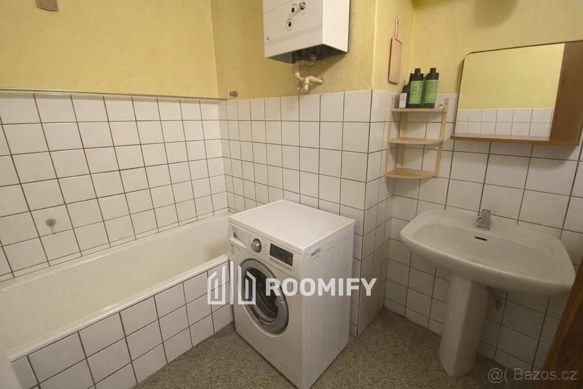 Dům – Roudnice nad Labem, Podlusky – další