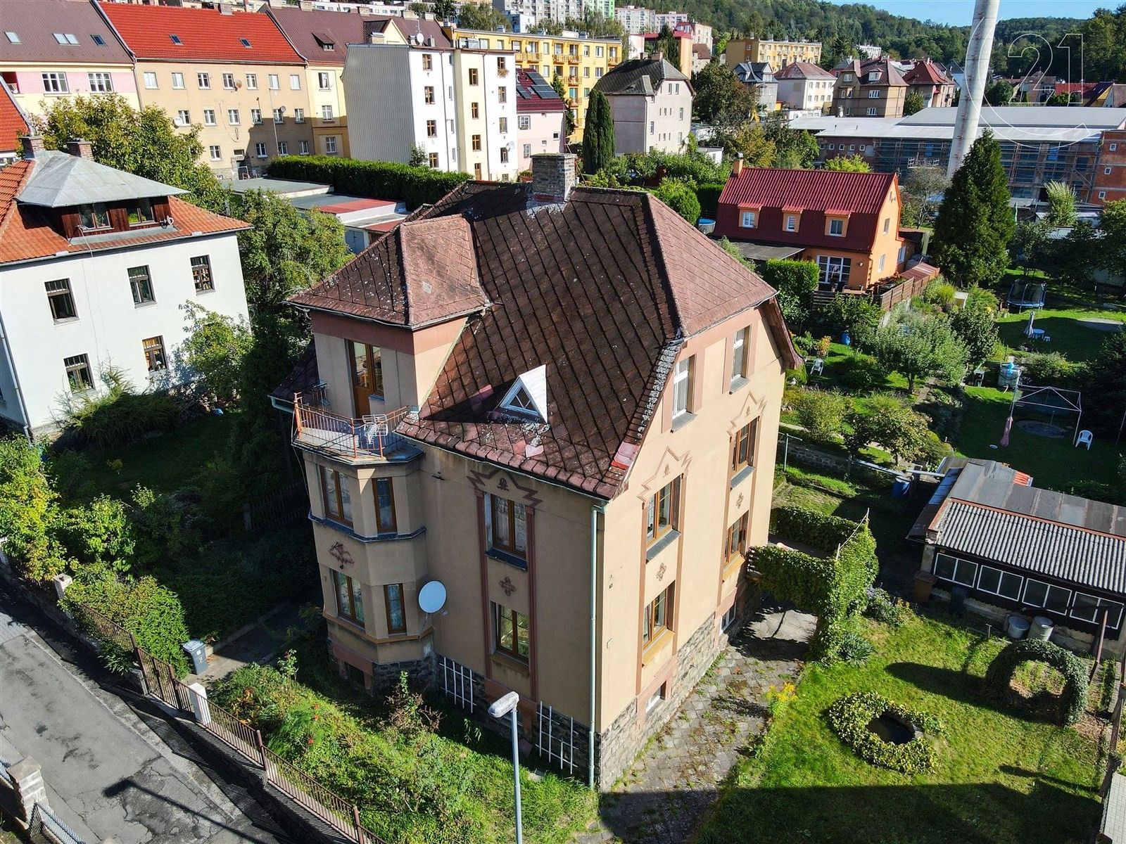 Rodinné domy, Brožíkova, Děčín, 190 m²