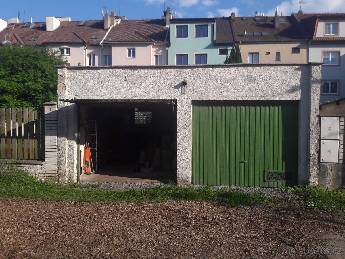 Garáže, Praha, 182 00