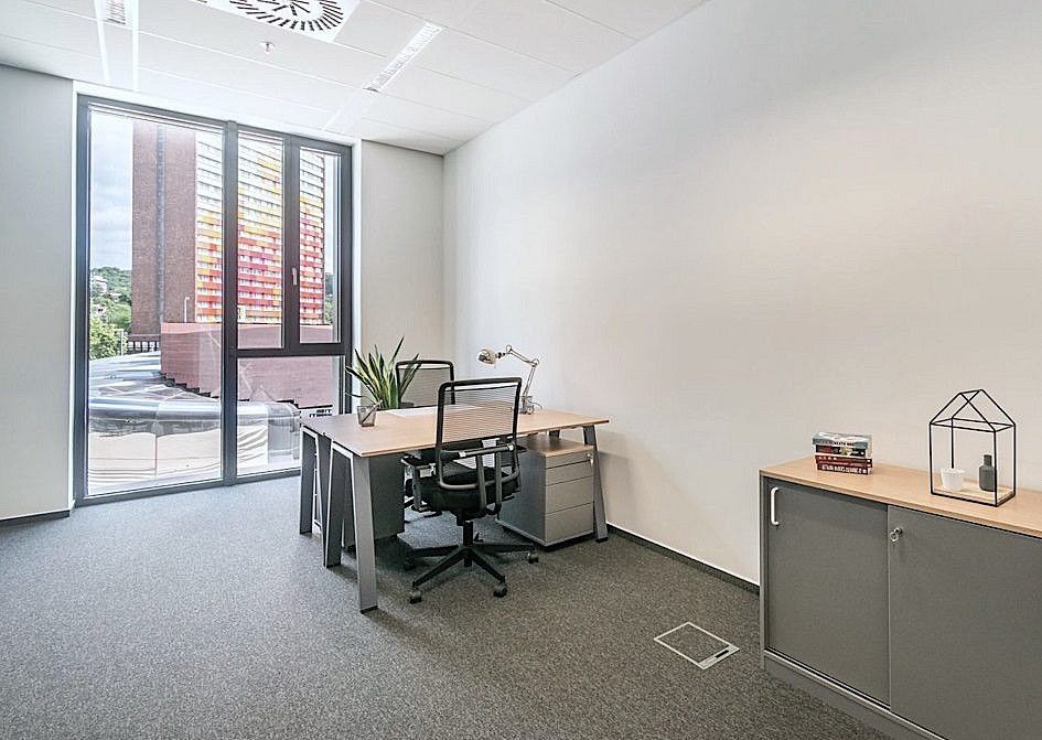 Kancelář · 337 m² · Praha - 4