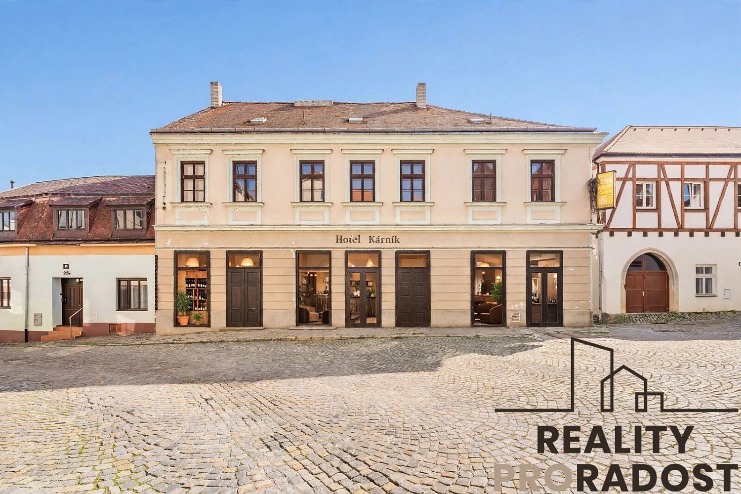 Ubytovací zařízení, Zelenářská, Znojmo, 1 200 m² - 2